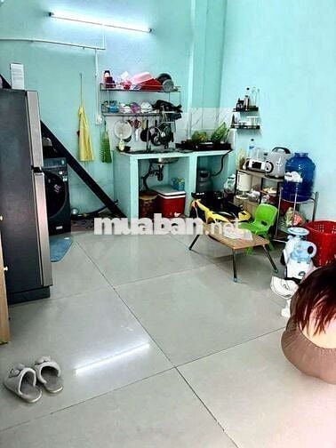 BÁN NHÀ HÓC MÔN - 2 TẦNG - Ô TÔ ĐẬU CỬA - DT KHỦNG - GIÁ CỰC RẺ