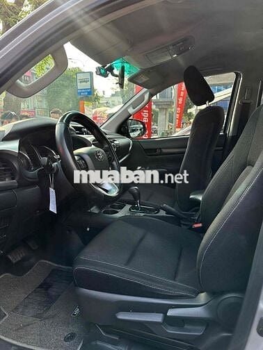 (Xe Hãng) Toyota Hilux 2024 2.4L 4x2 AT - 25600 km