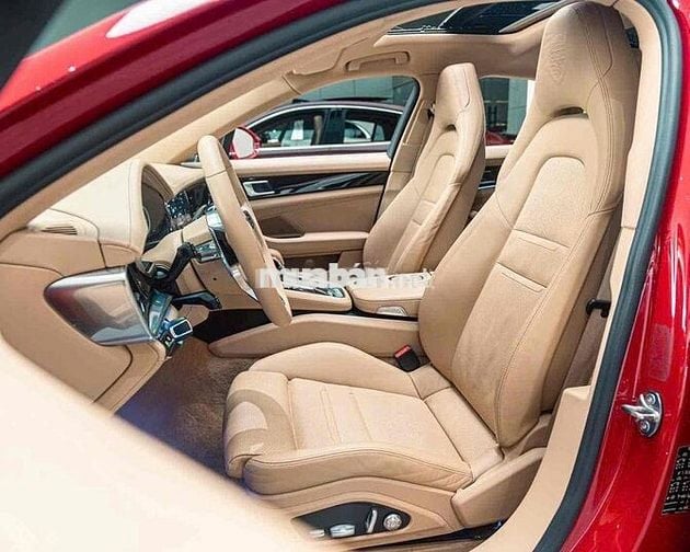 LONG ANH AUTO về Porsche Panamera model 2018
