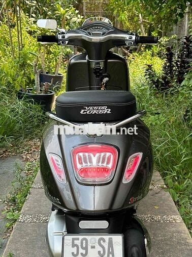 Em cần bán Vespa Sprint 125 2019