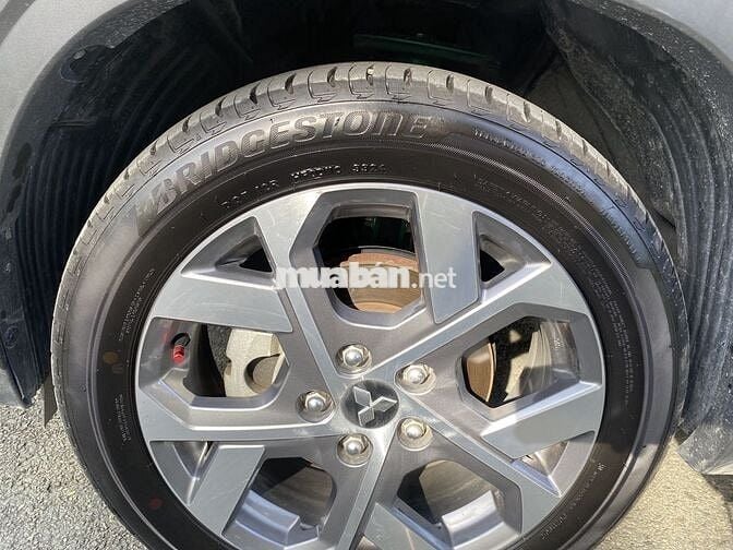 Mitsubishi Xpander Cross 2023 31000 km Siêu đẹp