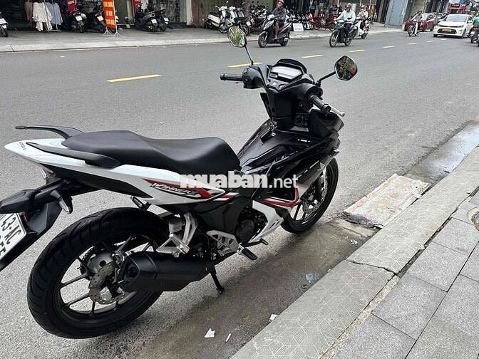 WINNER X CHUẨN 4000km MỚI 99,9%