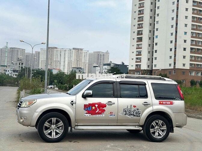Ford Everest 2009 Số tự động