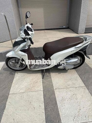 Bán xe do đi định cư