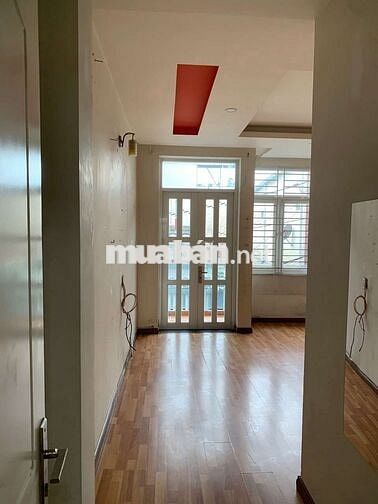 NHÀ 1TRỆT 3LẦU 4X17M 4PN 5WC HẺM OTO ĐỐI DIỆN SÂN BÓNG ĐƯỜNG SỐ 8 LX