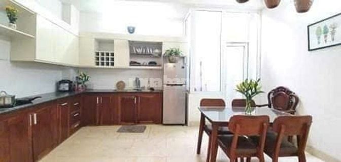 Cho thuê phòng  đầy đủ đồ vệ sinh chung ở giữa 1 bạn nữ ở .