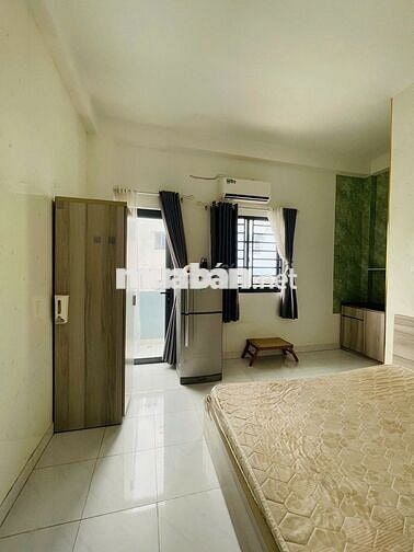 Studio bancol cửa sổ trời thoáng giá rẻ đường Quang Trung