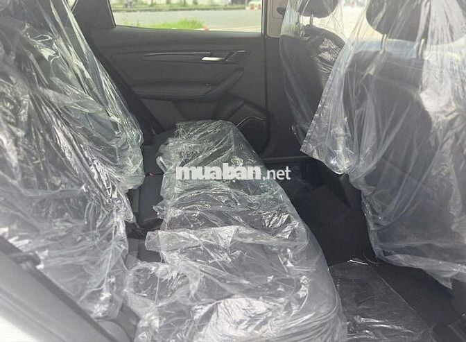 Vinfast VF8 Eco 2022 Trắng Siêu Lướt