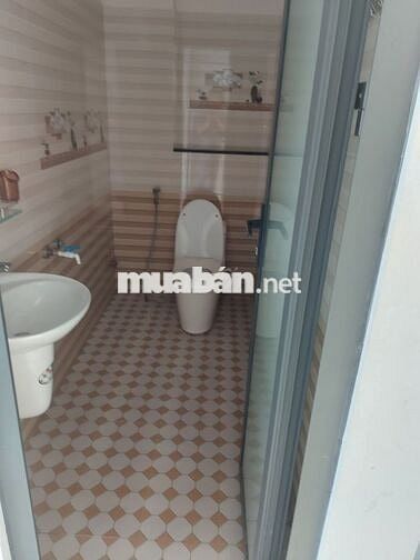 Nhà 1 lầu 2 PN gần dự án an sương 4x14m giá 4ty4 còn bớt