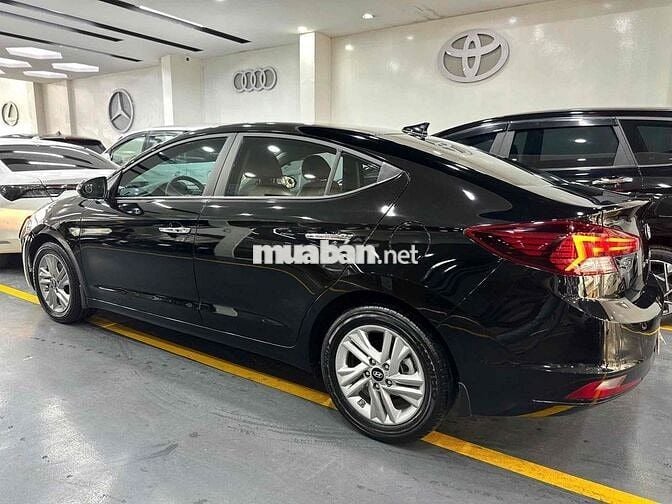 Hyundai Elantra 2022 1.6 AT Đen 36.000km
