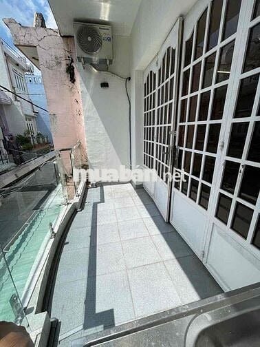 CHO THUÊ NHÀ PVC 1/ 4PN2WC HẺM OTOO 9,9tr TL NHANH