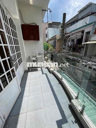 CHO THUÊ NHÀ PVC 1/ 4PN2WC HẺM OTOO 9,9tr TL NHANH