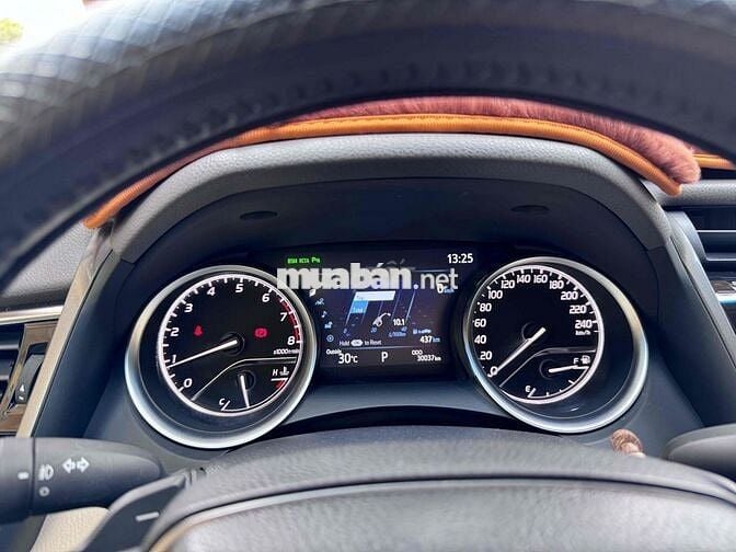 Toyota Camry 2020 2.5Q 32000 km