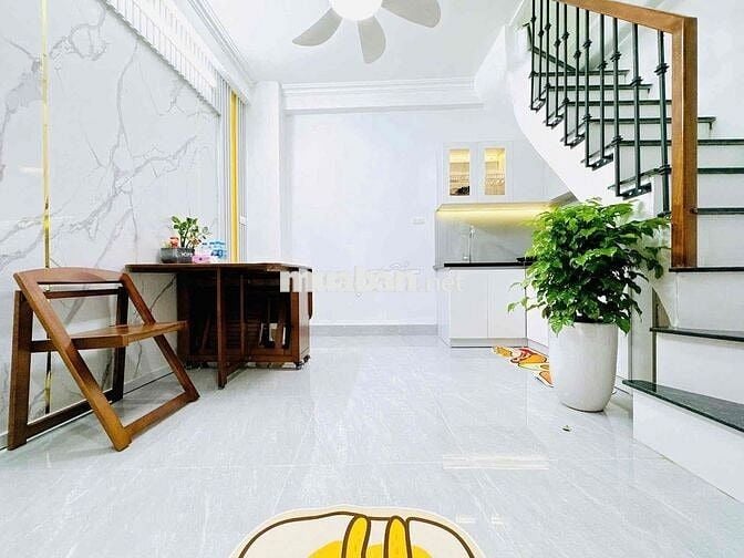 🔥SIÊU HIẾM - NHỈNH 3 TỶ NHÀ FULL NỘI THẤT - 20M RA MẶT PHỐ