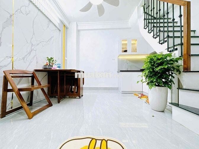 🔥SIÊU HIẾM - NHỈNH 3 TỶ NHÀ FULL NỘI THẤT - 20M RA MẶT PHỐ