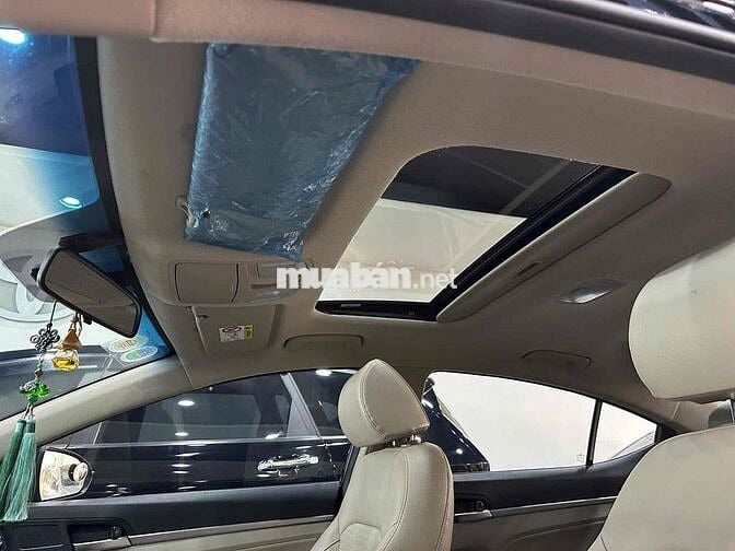 Hyundai Elantra 2022 1.6 AT Đen 36.000km