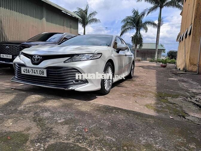 Toyota Camry 2020 2.5Q 32000 km
