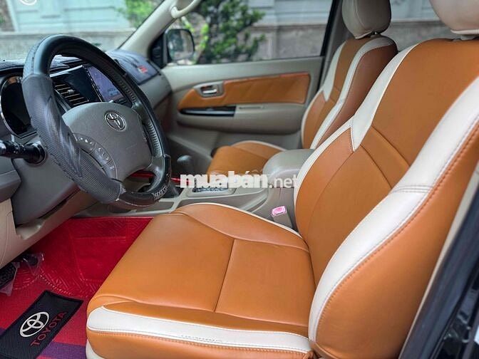 Toyota Fortuner 2010 Đen