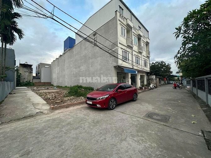 Đất đẹp đường 2 oto tránh nhau - Cạnh đường 36m Hùng Vương Hồng Bàng