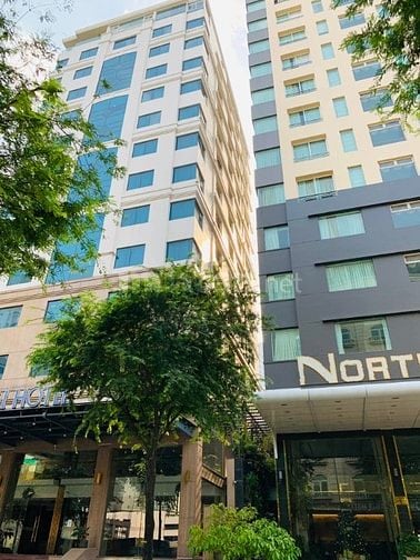 Bán gấp toà nhà khách sạn 4* ngay đường Thi Sách Quận 1,dt 25x20 