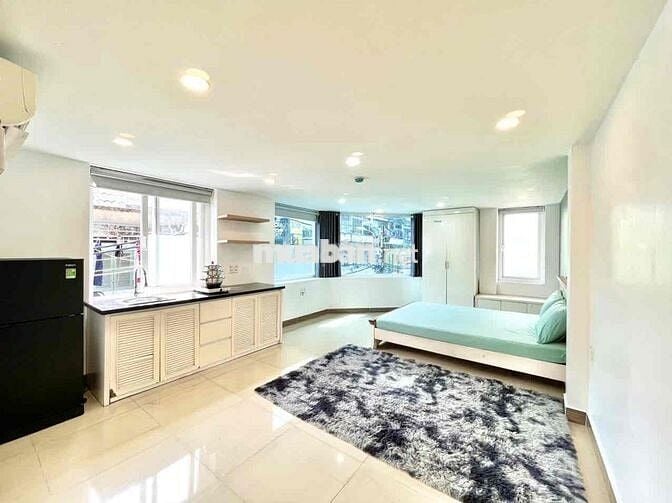 Căn Hộ Y Hình - Bảo Vệ- Thang Máy Ngay Ngã Tư Hàng Xanh Bình Thạnh