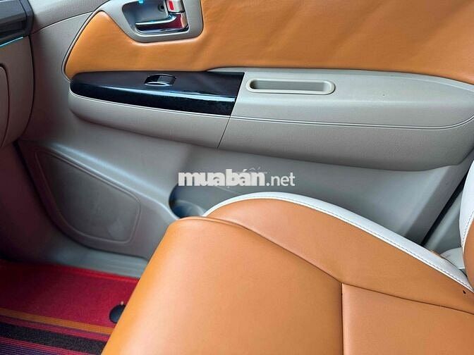 Toyota Fortuner 2010 Đen