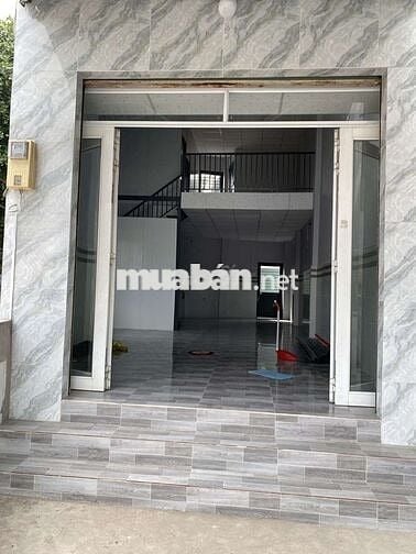 Cho thuê nhà trệt+lửng 4×14  nở hậu mặt tiền đường nguyễn cửu phú