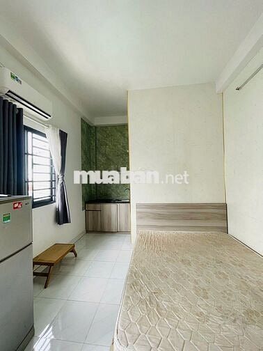 Studio bancol cửa sổ trời thoáng giá rẻ đường Quang Trung