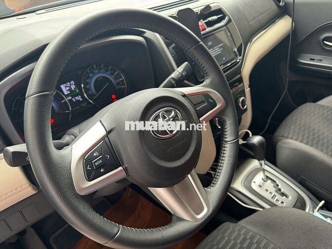 Toyota Rush 2021 siêu siêu lướt 5,700 Km như mới.