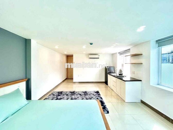 Căn Hộ Y Hình - Bảo Vệ- Thang Máy Ngay Ngã Tư Hàng Xanh Bình Thạnh