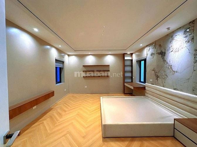 Nhà Đẹp Hoàng Văn Thái, Thanh Xuân 50m, 6 tầng, mt 8.4m, giá 15.3 tỷ.