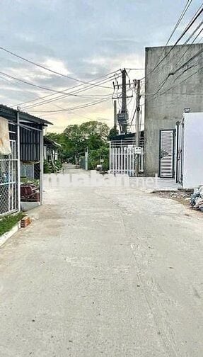 Bán dãy trọ 235m2 ngay KCN Thành Thành Công 6 phòng 890 triệu TL