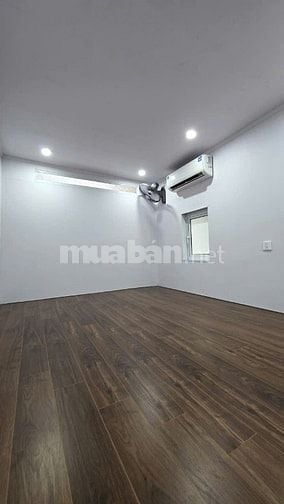 Bán nhà phố Linh Lang - Đào Tấn, 3 ngủ 