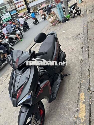 🔵🔵 AB 125 đen nhám đký 2017 xe đẹp có trả góp