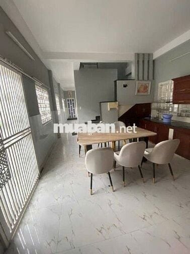 CHDV Mặt tiền đường Lê Văn Lương. Dòng tiền 18tr/tháng. Khu sầm uất