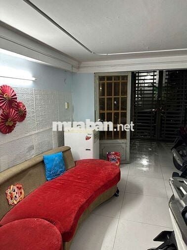 Nhà 3 PN Nguyễn Văn Công giá 11tr