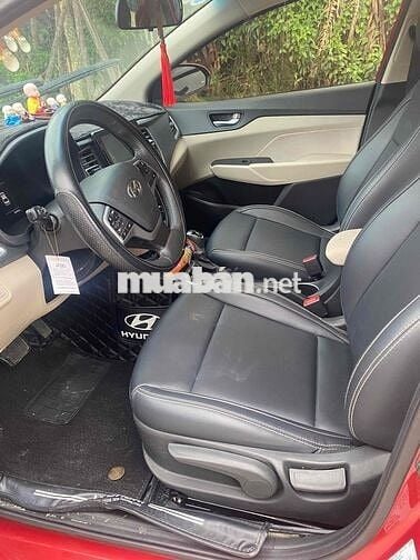 Hyundai 2023 màu Đỏ