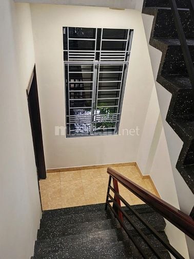 SÁT MẶT TIỀN! NHÀ NGUYÊN CĂN, HXH, 3 TẦNG, MỚI CỨNG, GIÁ 19TR TL