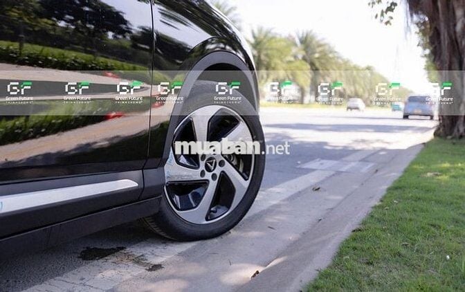 Vinfast VF8 Eco 2022 Đen