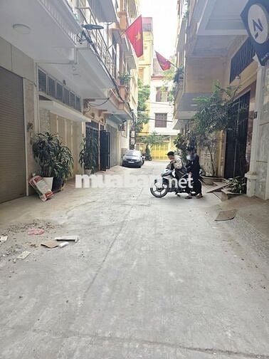 BÁN NHÀ PHÂN LÔ VIP – PHẠM TUẤN TÀI – 7 TẦNG THANG MÁY – Ô TÔ TRÁNH