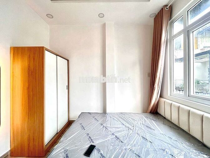 Chính chủ cho thuê phòng mới studio/2pn ngay đại học kinh tế Q10