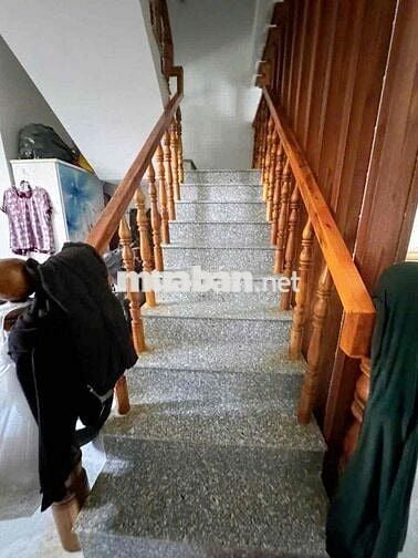 BÁN NHÀ QUẬN 8 1Ty150 SỔ HỒNG RIÊNG 40,5M², HẺM XE BA GÁC 3M TPHCM