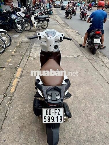 🔴🔴 Vision trắng cuối 2017 rất đẹp có trả góp