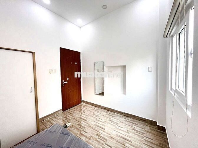 Chính chủ cho thuê phòng mới studio/2pn ngay đại học kinh tế Q10