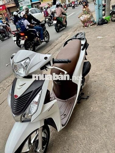 🔴🔴 Vision trắng cuối 2017 rất đẹp có trả góp