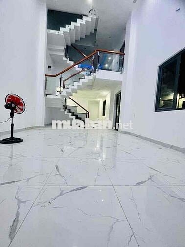 Cho Thuê Nhà Phố DT 230m2 1Trệt 1Lửng 3Lầu 4Pn 5Wc Hẻm Nhựa Đồng Bộ