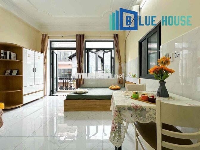 CĂN HỘ STUDIO - BAN CÔNG - FULL NỘI THẤT GẦN ETOWN - VAA - NHÀ GA T3