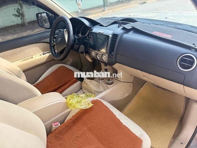 Ford Everest 2008 Vàng cát