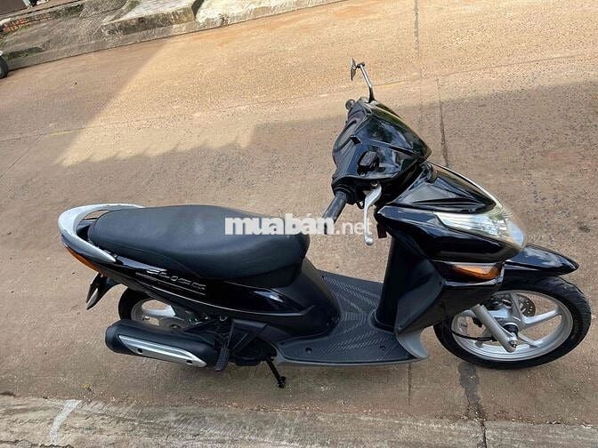 bán honda click máy êm mạnh. áo đẹp