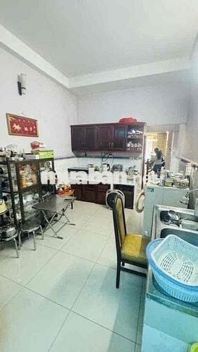 Nhà mặt tiền 3 lầu Lạc Long Quân-q11 ( 3.2m x 13m) vị trí kd đẹp